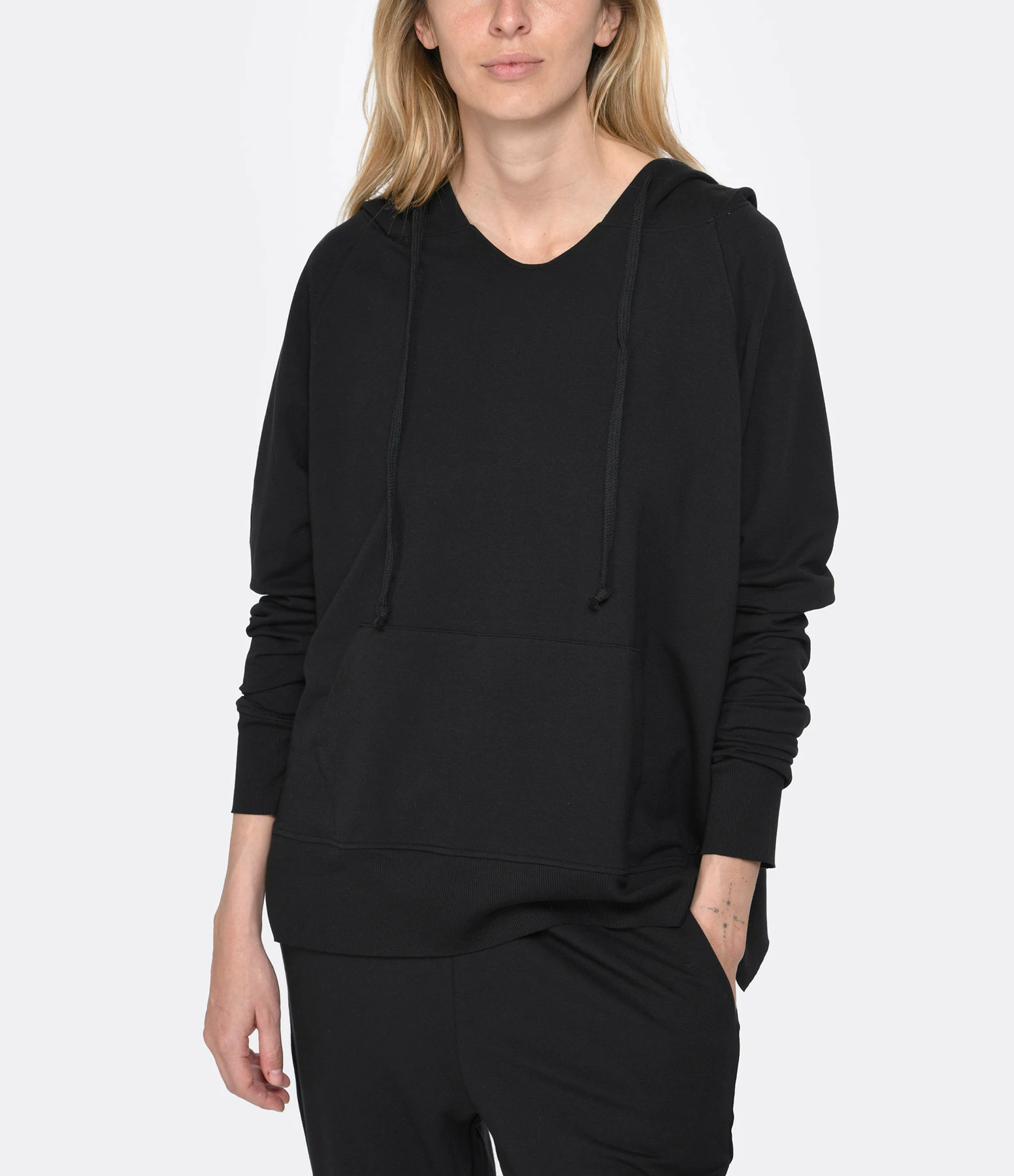 JEANNE VOULAND Sweatshirt Hoodie Edson Coton Pima Noir – Image 3