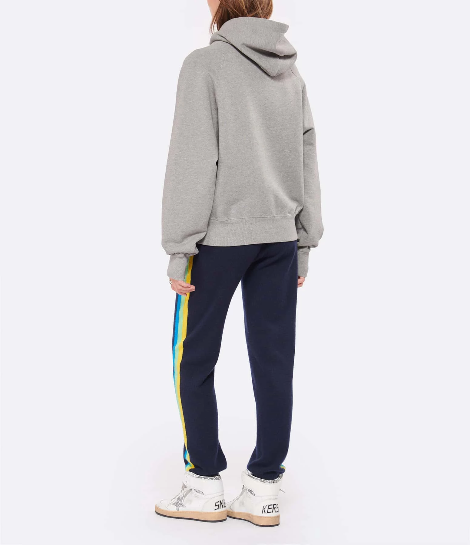 AMI Paris Sweatshirt Hoodie Unisexe Ami De Cœur Coton Bio Gris Chiné 7 AMI Paris Sweatshirt Hoodie Unisexe Ami De Cœur Coton Bio Gris Chiné – Image 5