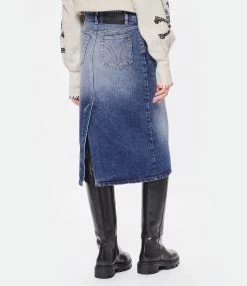 AMI Paris Jupe Crayon Coton Denim Bleu Usé 11 AMI Paris Jupe Crayon Coton Denim Bleu Usé -Boutique de vente ZIMMERMANN amipa look20221011 295