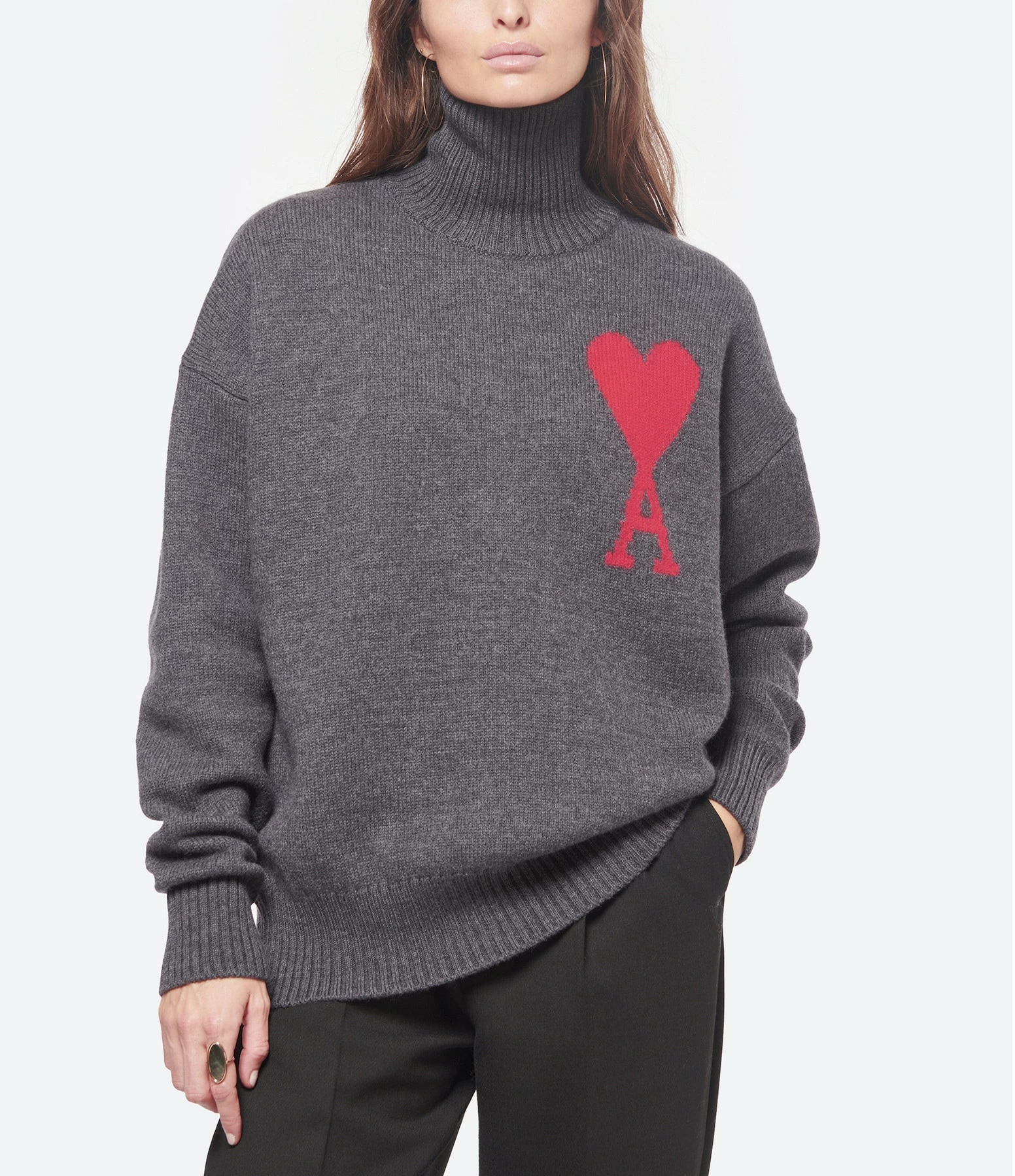 AMI Paris Pull Unisexe Ami De Cœur Laine Gris Rouge 5 AMI Paris Pull Unisexe Ami De Cœur Laine Gris Rouge – Image 3