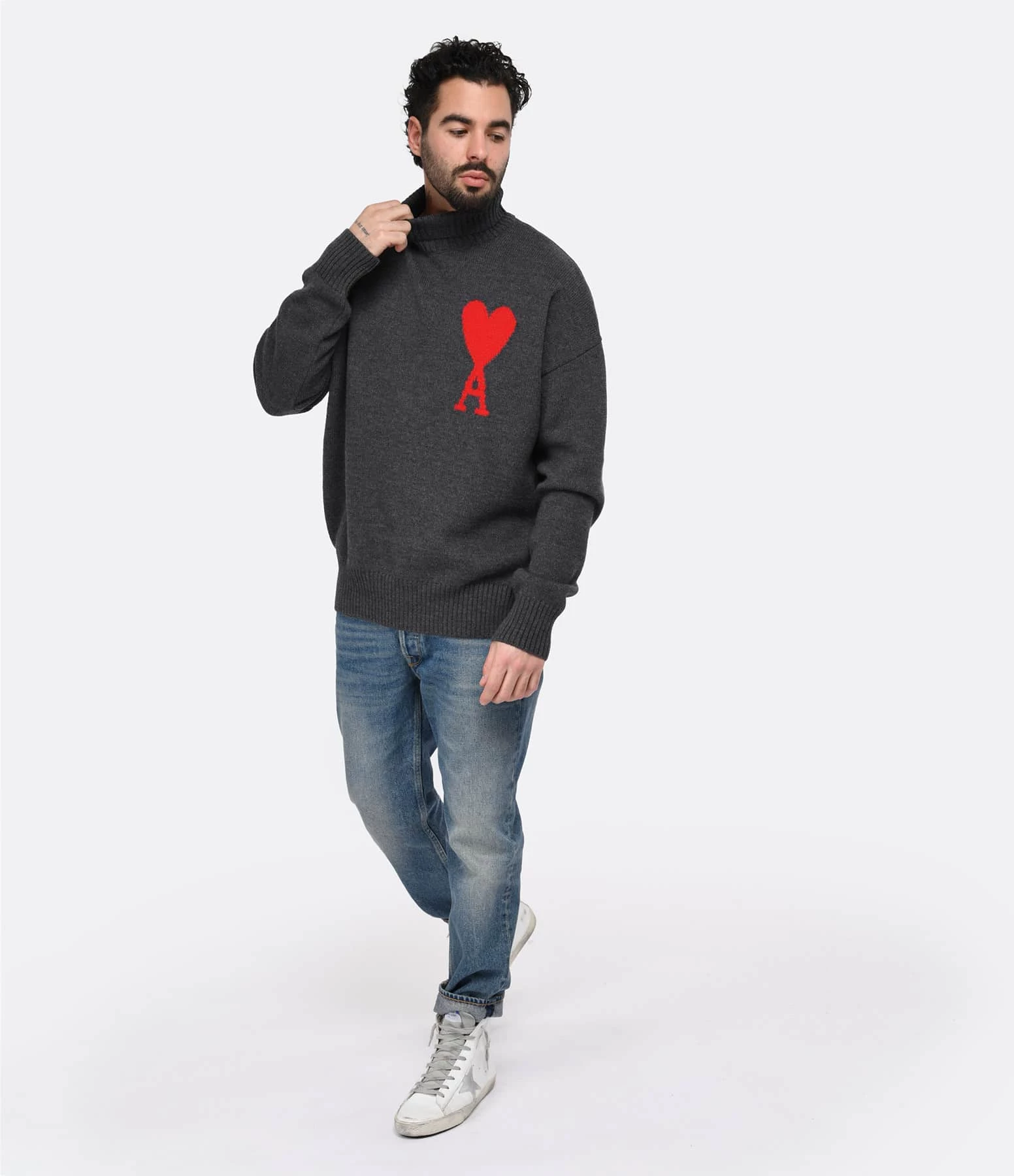 AMI Paris Pull Unisexe Ami De Cœur Laine Gris Rouge 8 AMI Paris Pull Unisexe Ami De Cœur Laine Gris Rouge – Image 6