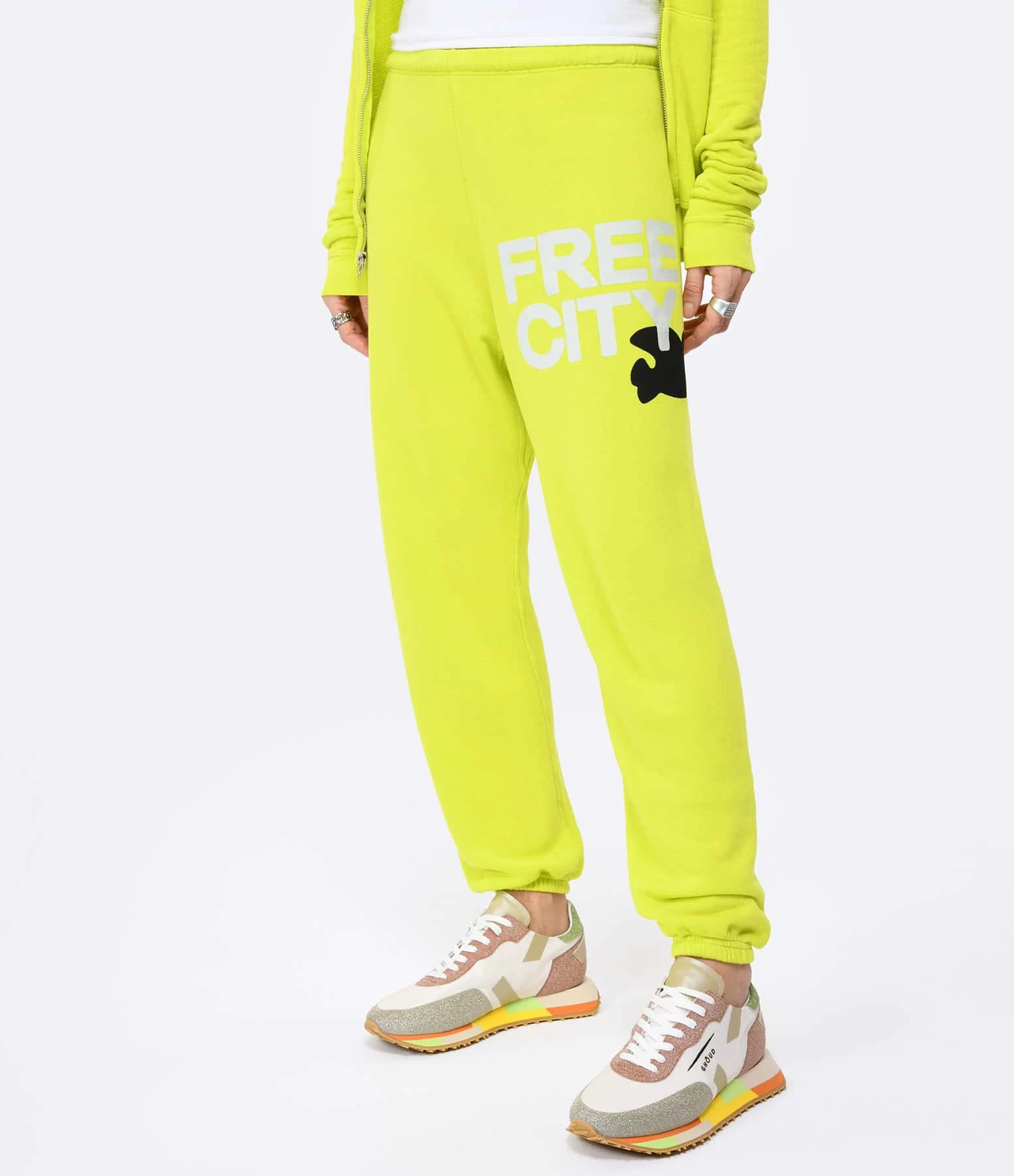 FREECITY Jogging Superfluff Yellow Light – Image 4