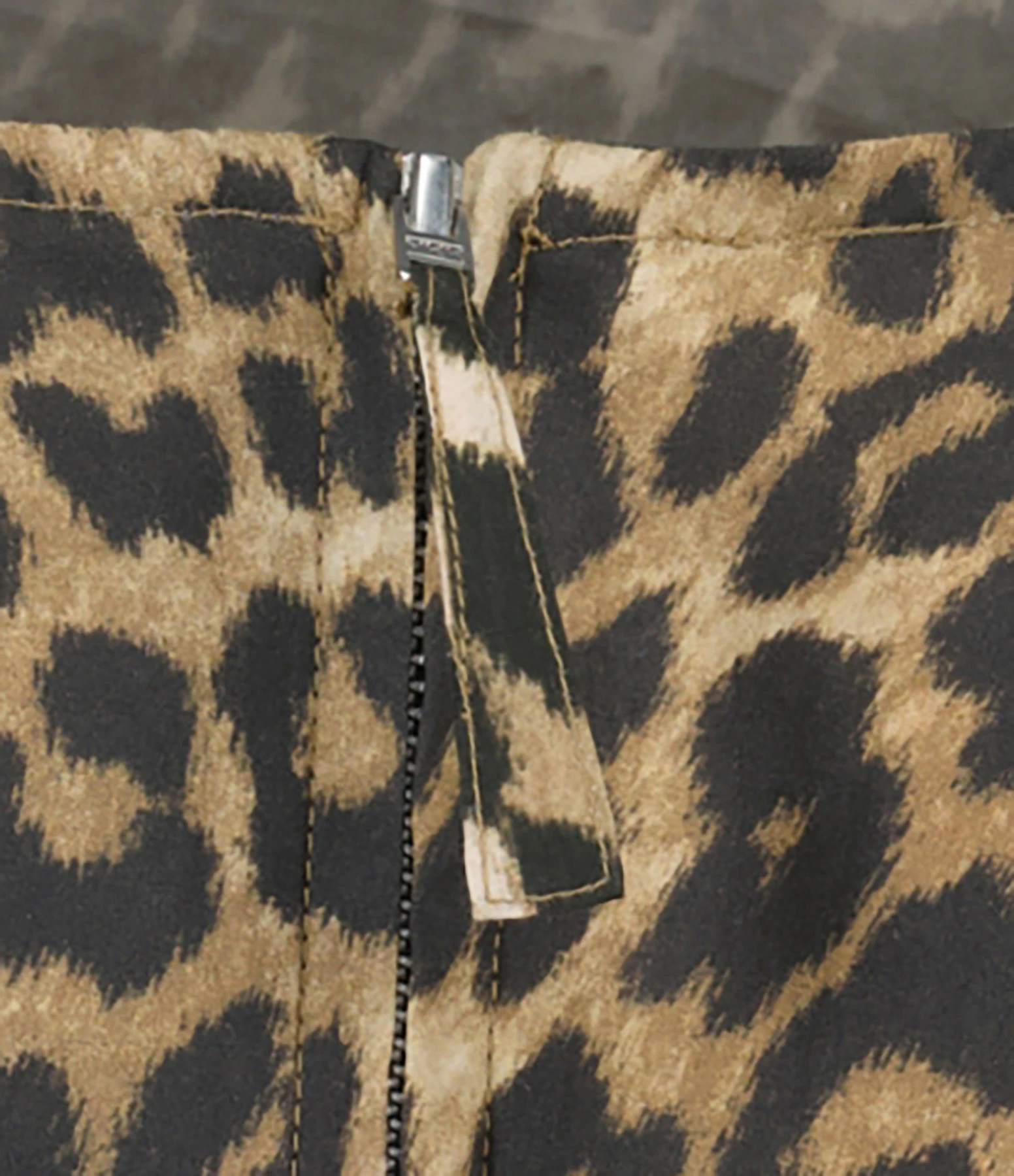 Ganni Top Court Coton Organique Léopard – Image 2