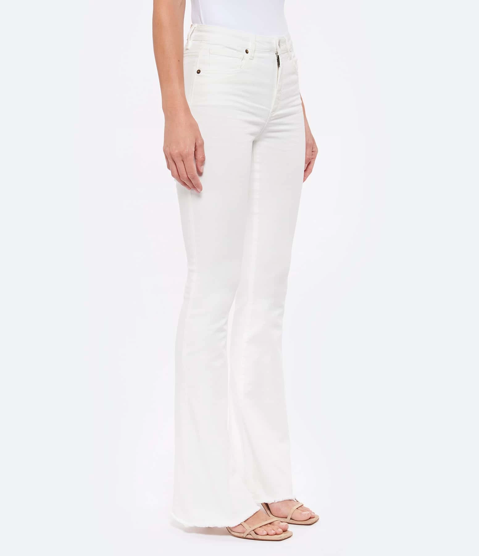 JEANNE VOULAND Jean Faden Flare Denim Écru – Image 4