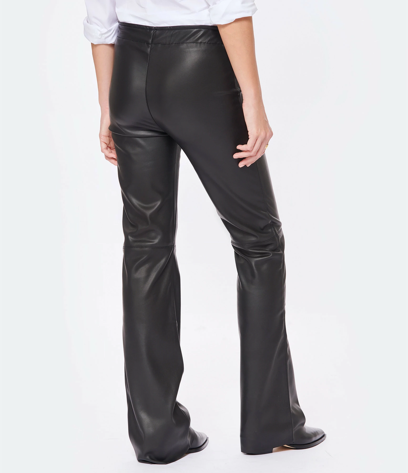 JEANNE VOULAND Pantalon Gill Simili Stretch Noir – Image 6
