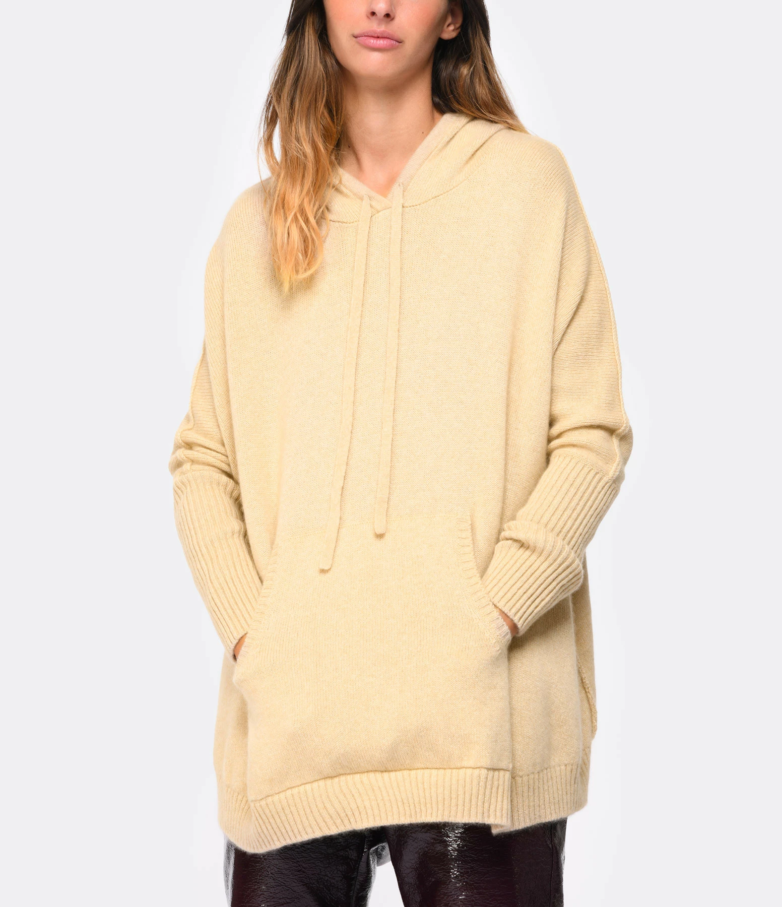 Kujten Sweatshirt Reena Oversize Cachemire Beige Organic – Image 3
