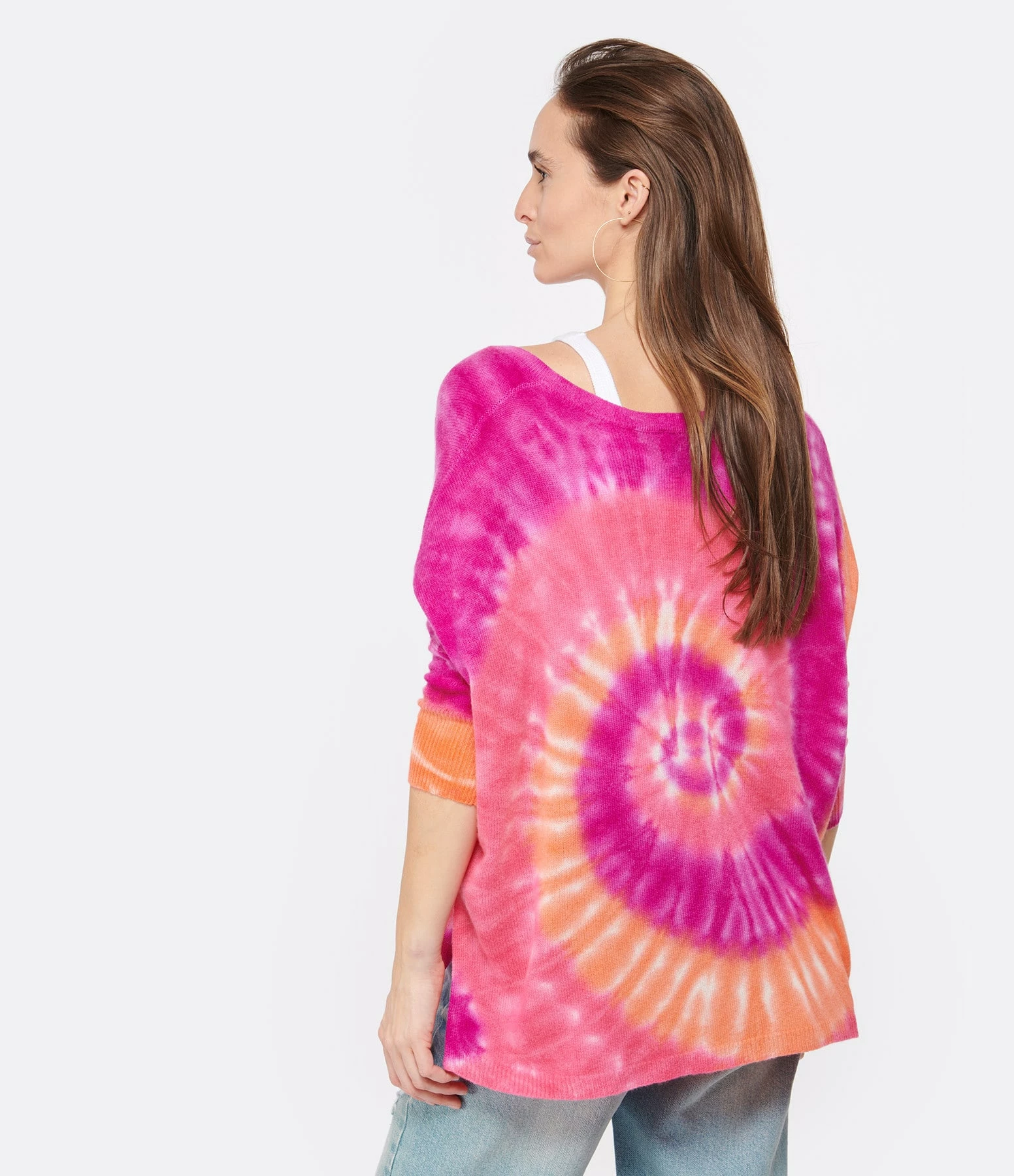 Kujten Pull Col V Oversize Minie Sunny Cachemire Rose Neo 7 Kujten Pull Col V Oversize Minie Sunny Cachemire Rose Neo – Image 5