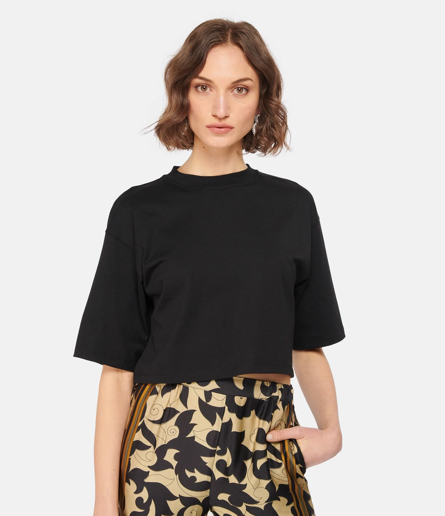 LOULOU STUDIO Tee-shirt Court Gupo Coton Noir – Image 3