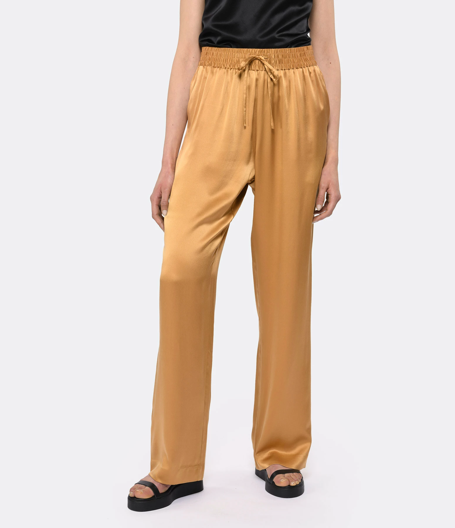 LOULOU STUDIO Pantalon Soma Soie Camel – Image 3
