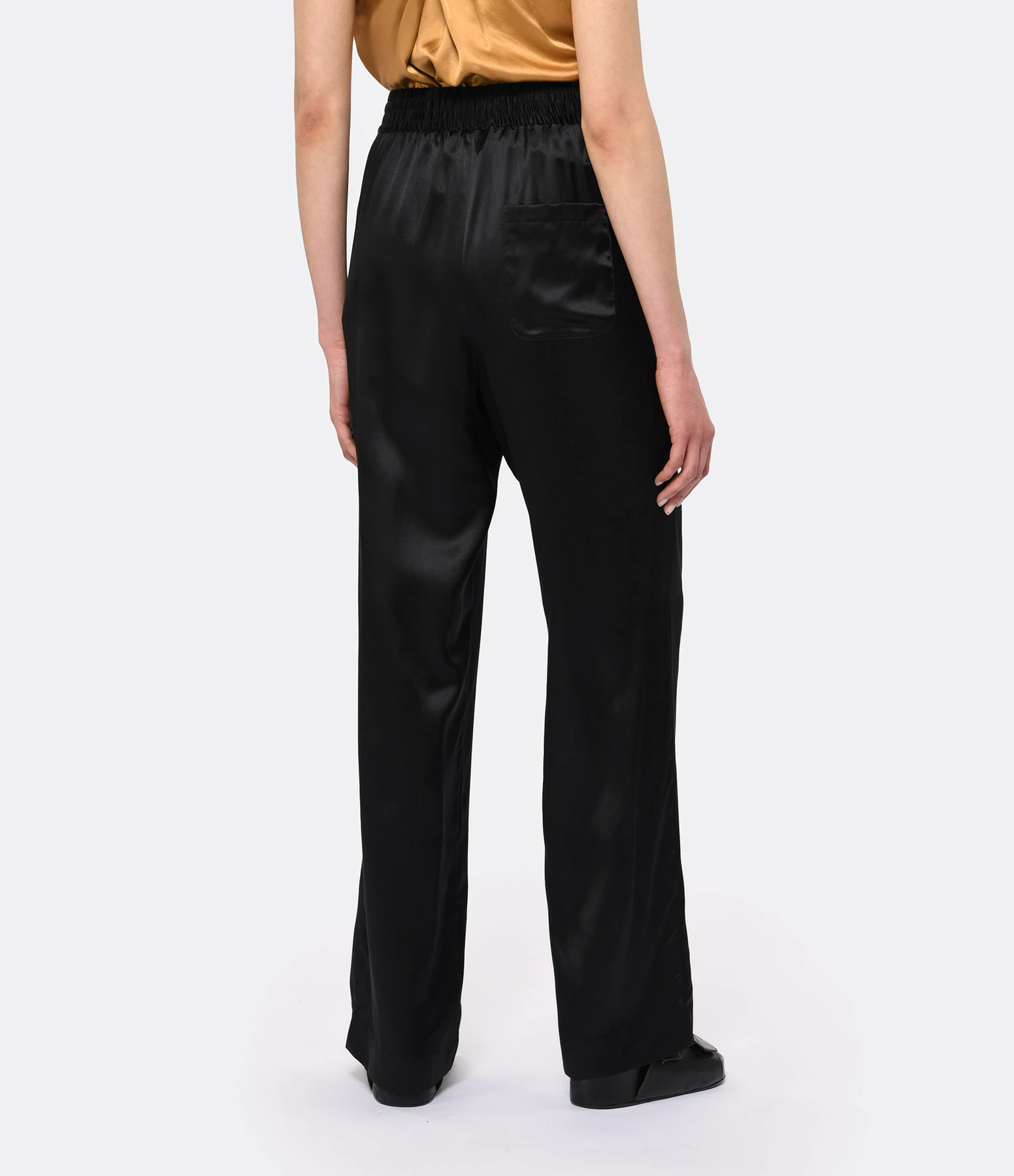 LOULOU STUDIO Pantalon Soma Soie Noir – Image 4