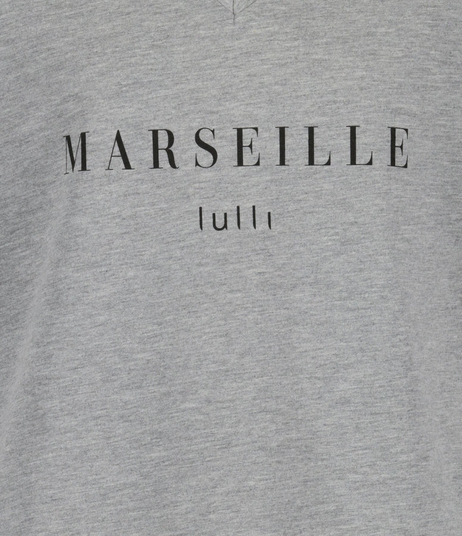 Tee-shirt Lulli Marseille Col V Coton Gris, Collaboration Jeanne Vouland X Lulli – Image 2