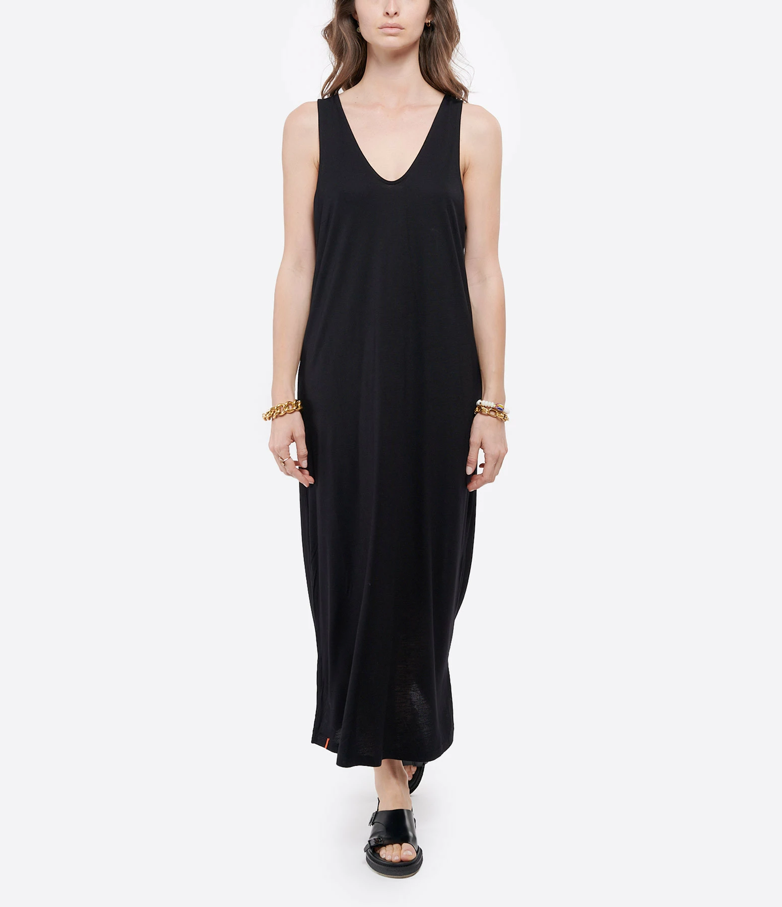 MAEVY MOUVEMENT LIBRE Robe Col V Lisa Bambou Noir 5 MAEVY MOUVEMENT LIBRE Robe Col V Lisa Bambou Noir – Image 3