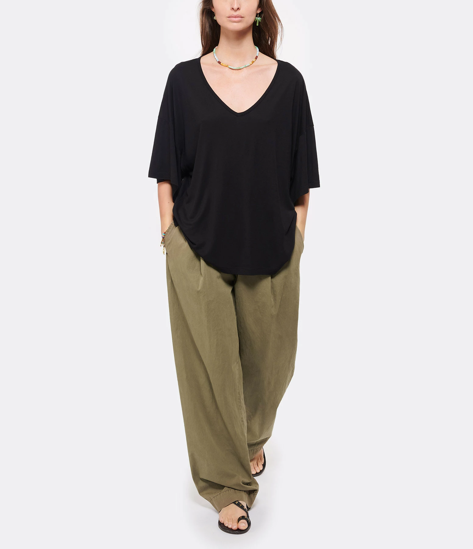 MAEVY MOUVEMENT LIBRE Top Col V Marie Bambou Noir 6 MAEVY MOUVEMENT LIBRE Top Col V Marie Bambou Noir – Image 4