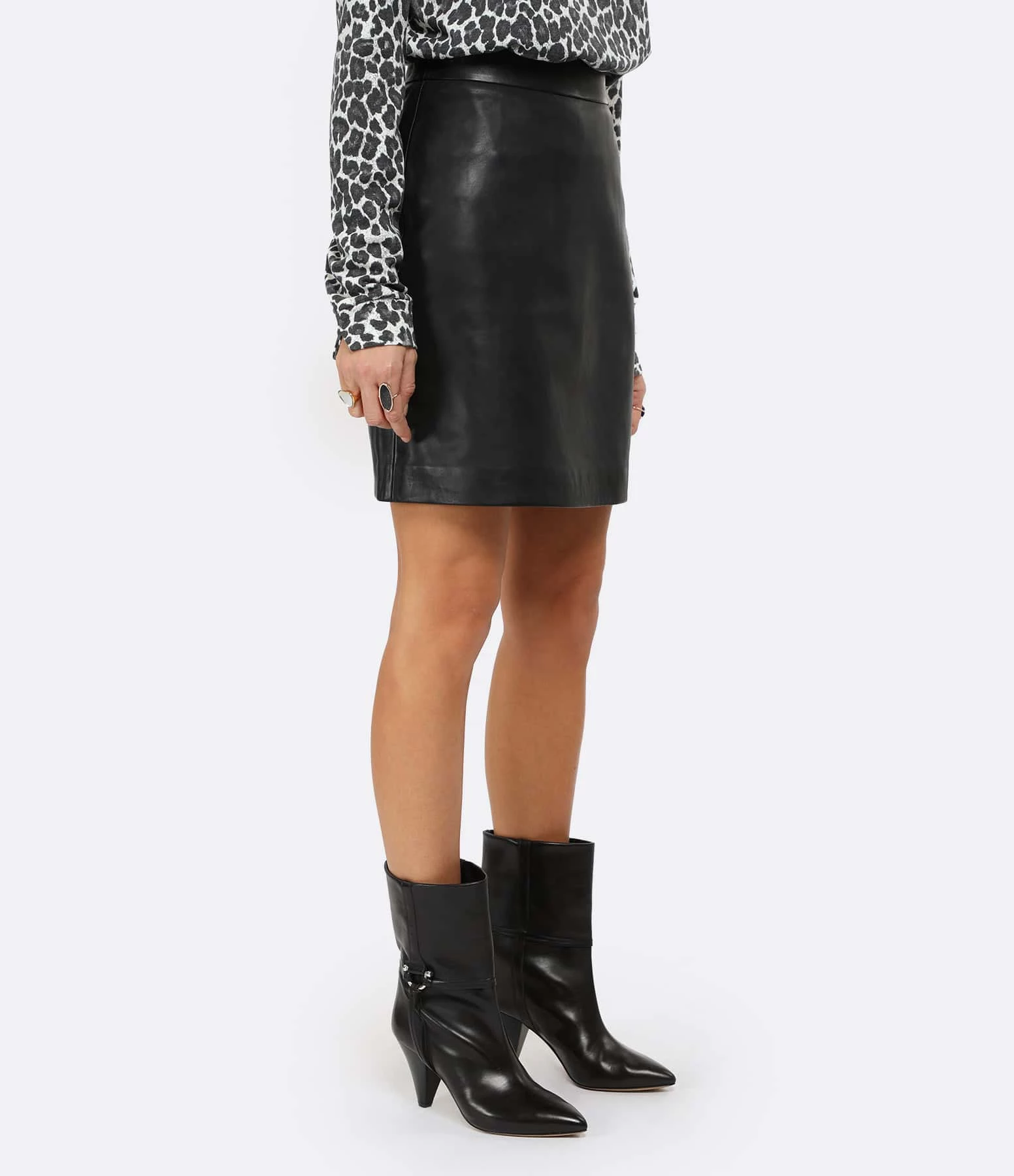 MAISON STANDARDS Jupe Cuir Noir – Image 4