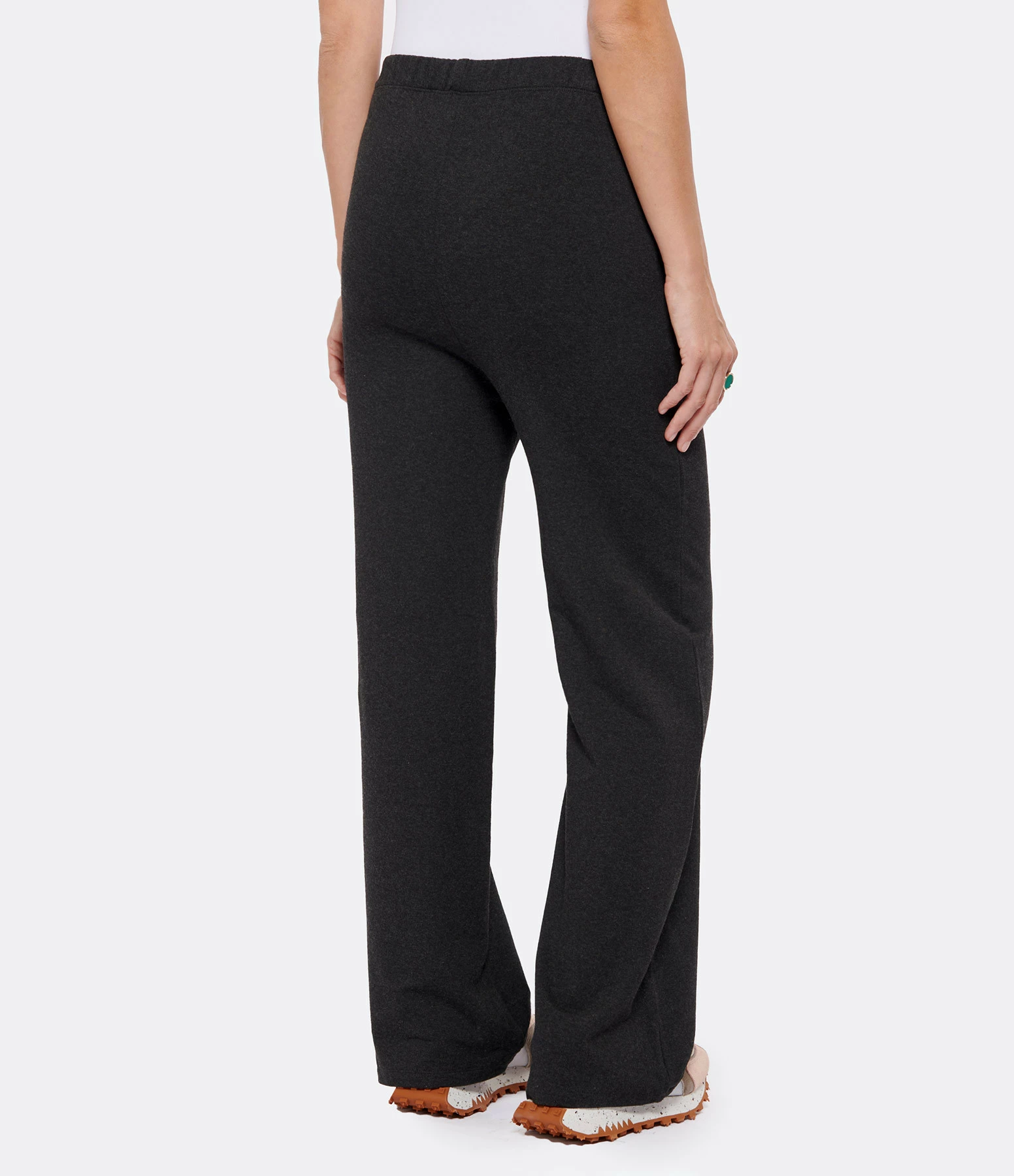 MAJESTIC FILATURES Pantalon Anthracite Chiné 7 MAJESTIC FILATURES Pantalon Anthracite Chiné – Image 5