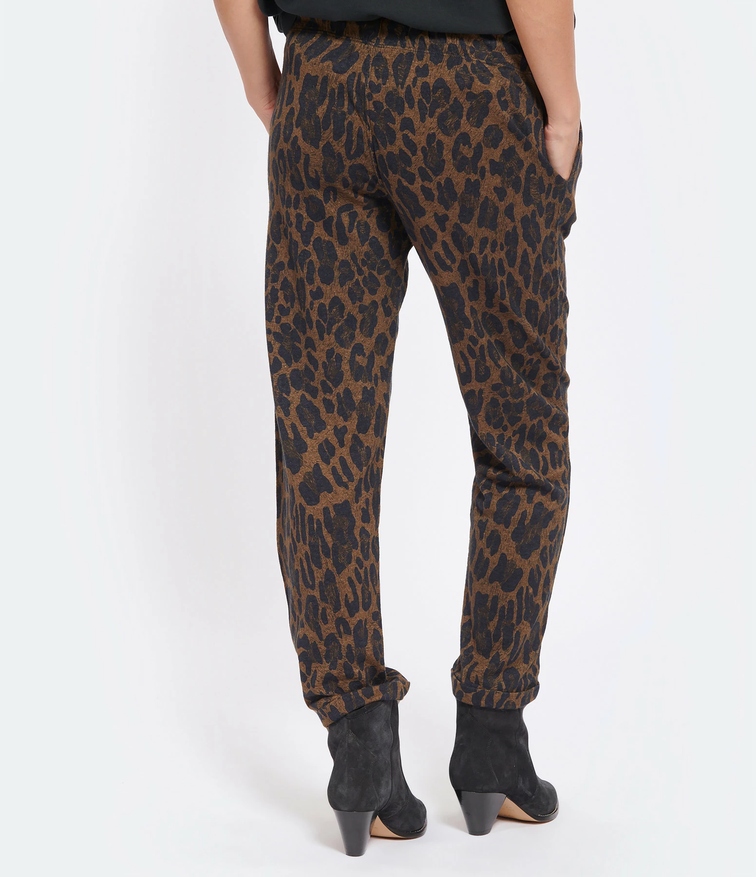 MAJESTIC FILATURES Pantalon Coton Léopard Camel 7 MAJESTIC FILATURES Pantalon Coton Léopard Camel – Image 5
