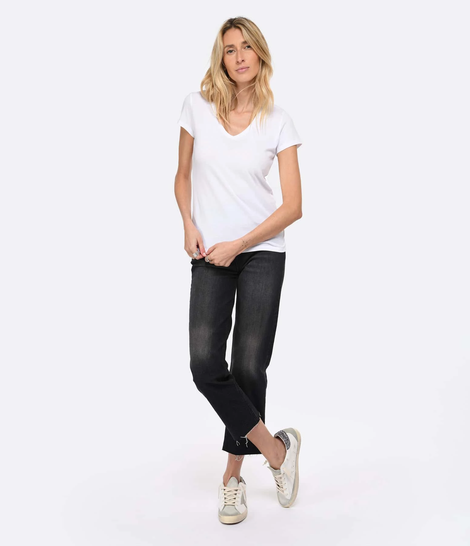 MAJESTIC FILATURES Tee-shirt Julia Col V Coton Blanc – Image 5