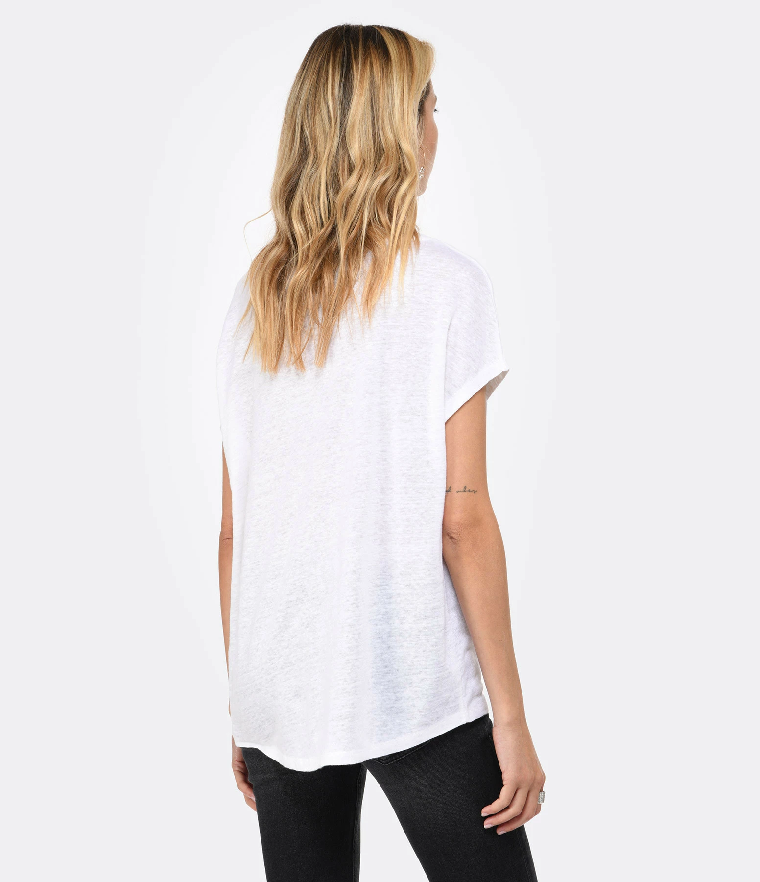 MAJESTIC FILATURES Tee-shirt Col V Lin Blanc – Image 4