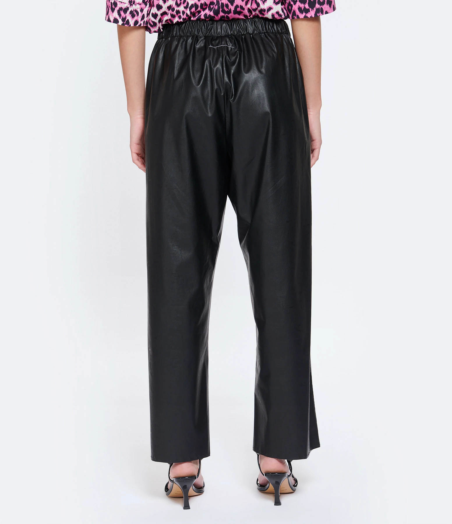MM6 Maison Margiela Pantalon Cuir Noir – Image 5