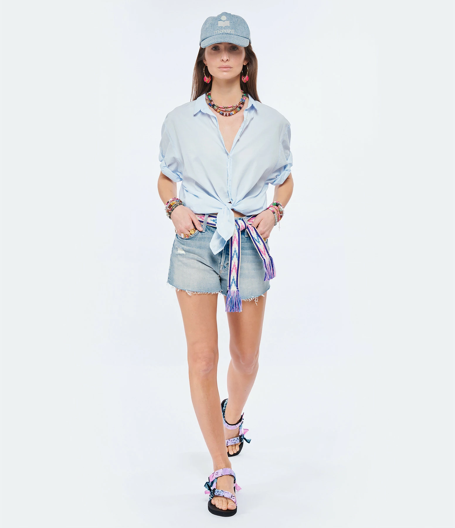 MOTHER Short The Tomcat Kick Fray Denim True Confession 5 MOTHER Short The Tomcat Kick Fray Denim True Confession – Image 3