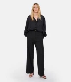 OUD Top Kristen Mousseline Soie Noir 10 OUD Top Kristen Mousseline Soie Noir -Boutique de vente ZIMMERMANN oudkr look20230125 572