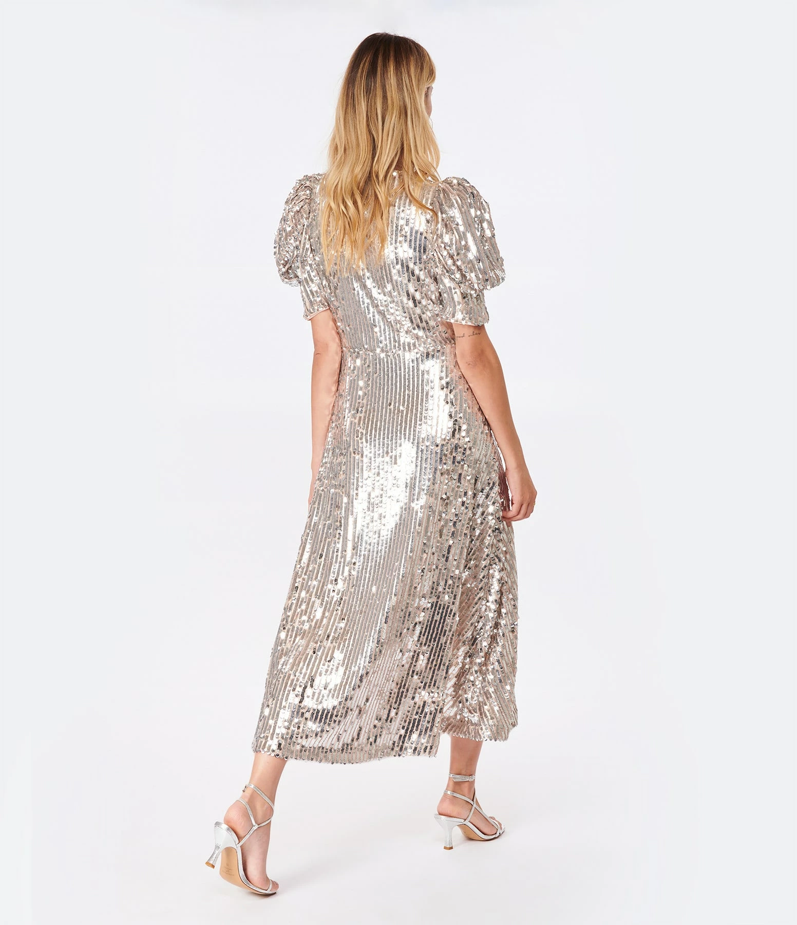 ROTATE Robe Sierina Sequin Argenté – Image 5