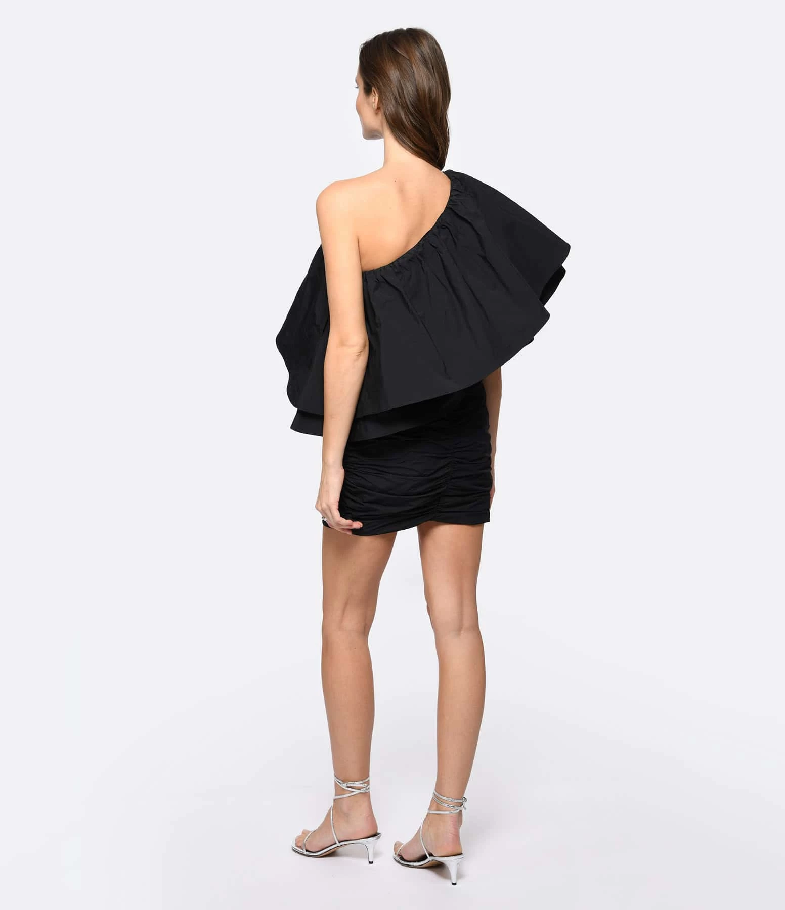 ROTATE Robe Asymétrique Plissée Noir 6 ROTATE Robe Asymétrique Plissée Noir – Image 4