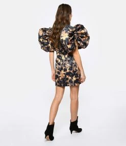 ROTATE Robe Mini Satin Flamme 9 ROTATE Robe Mini Satin Flamme -Boutique de vente ZIMMERMANN rotat look20221207 76 1