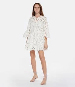 SELF PORTRAIT Robe Mini Dentelle Blanc 8 SELF PORTRAIT Robe Mini Dentelle Blanc -Boutique de vente ZIMMERMANN selfp look20221222 353